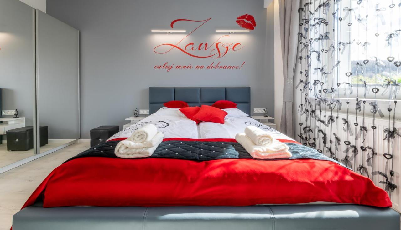 Leo Apartament Delux Устшики-Дольне Экстерьер фото