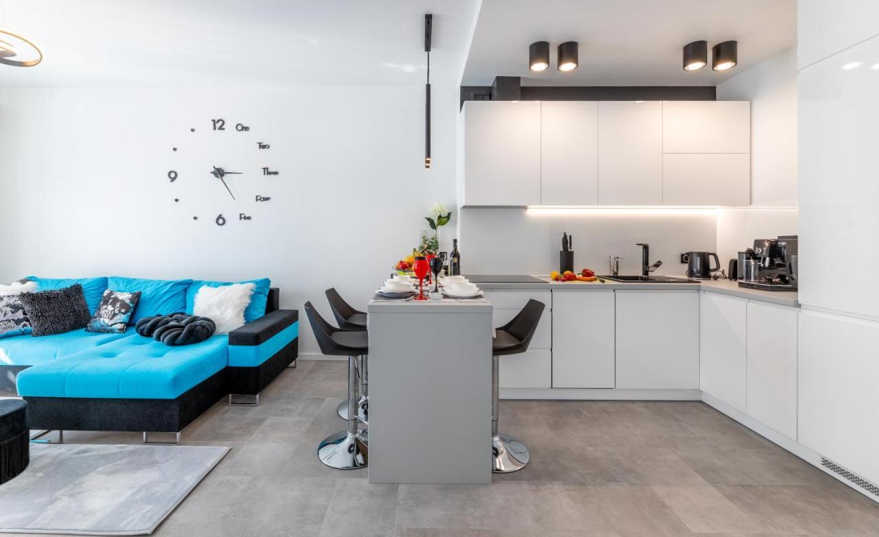 Leo Apartament Delux Устшики-Дольне Экстерьер фото