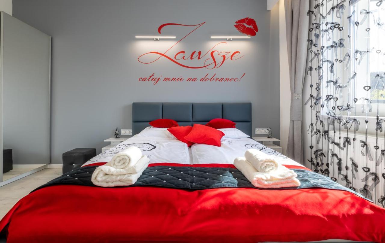 Leo Apartament Delux Устшики-Дольне Экстерьер фото